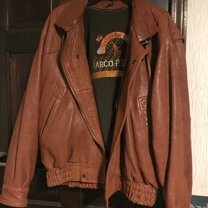 Bomber jacket. Excellent quality and condition. See pics.